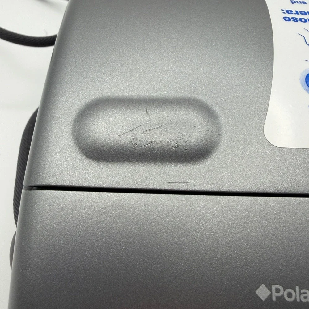 Polaroid One Instant Film Camera Silver Folding‎ 600 Series Untested